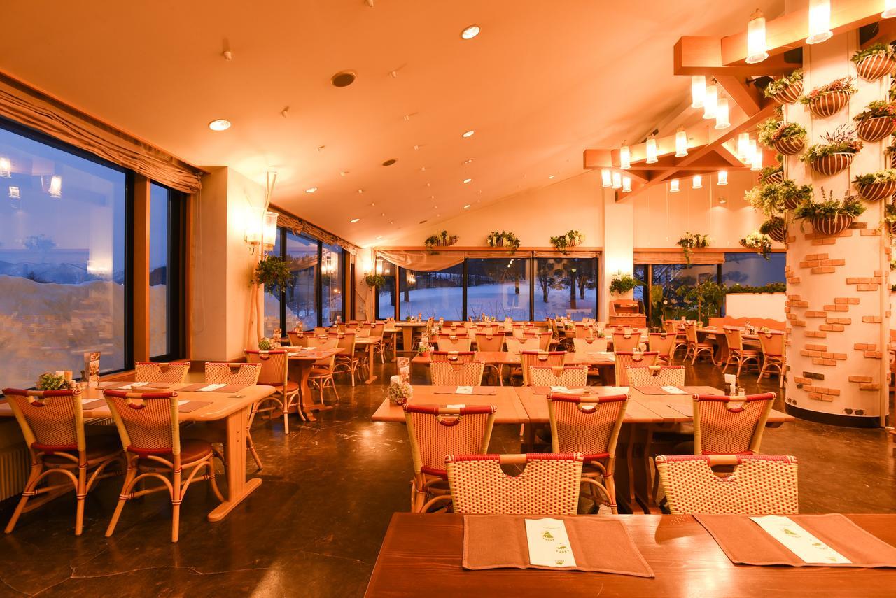 Shintoku Sahoro Resort Hotel מראה חיצוני תמונה